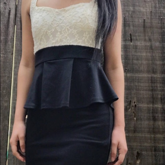 Black Short Tail Dress - Picture 4 of 4